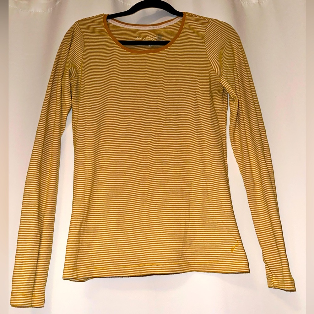 Women’s long sleeve shirt